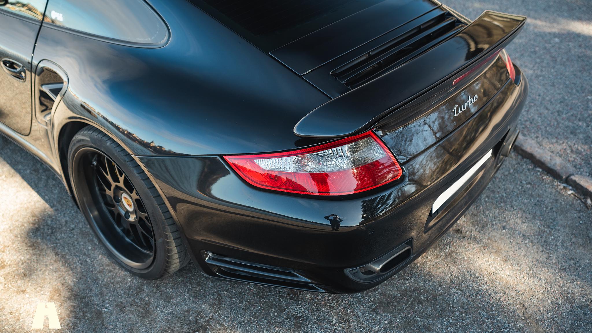 Exteriörbild på 2007 Porsche 997 Turbo