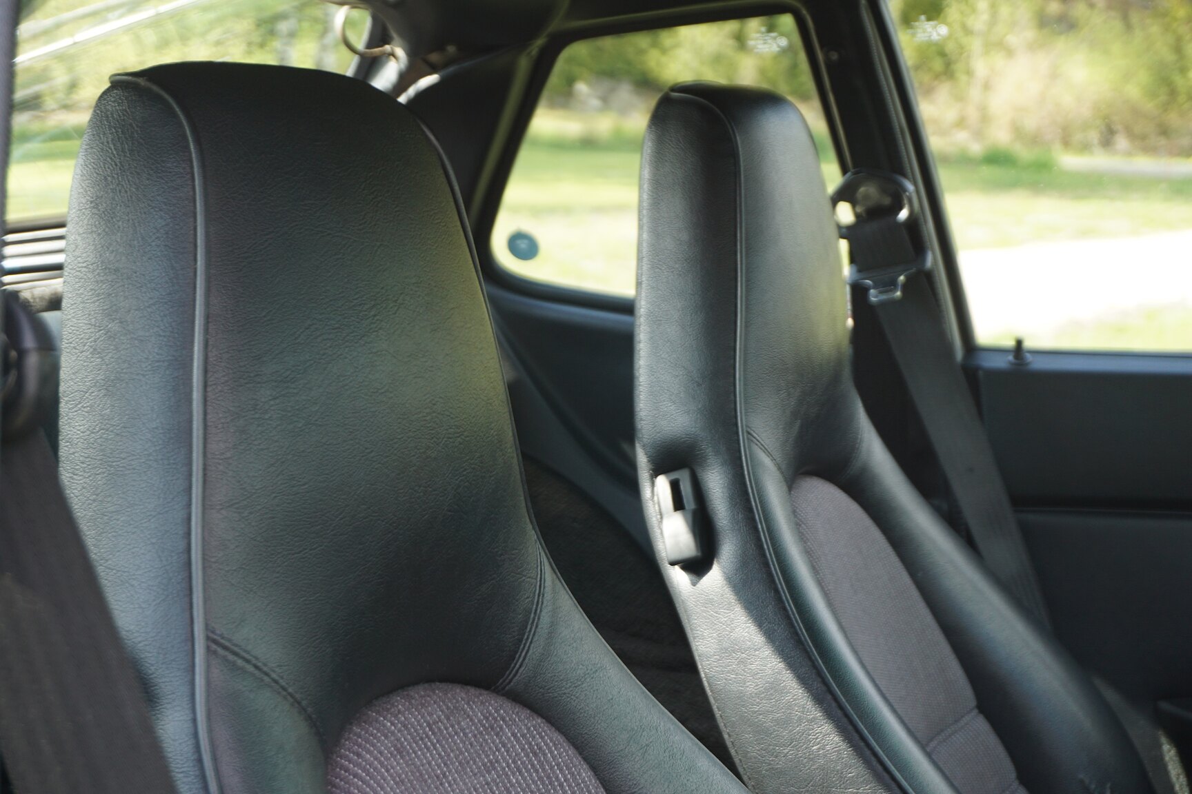 Interior image of 1985 Porsche 944 "NO RESERVE AUCTION"