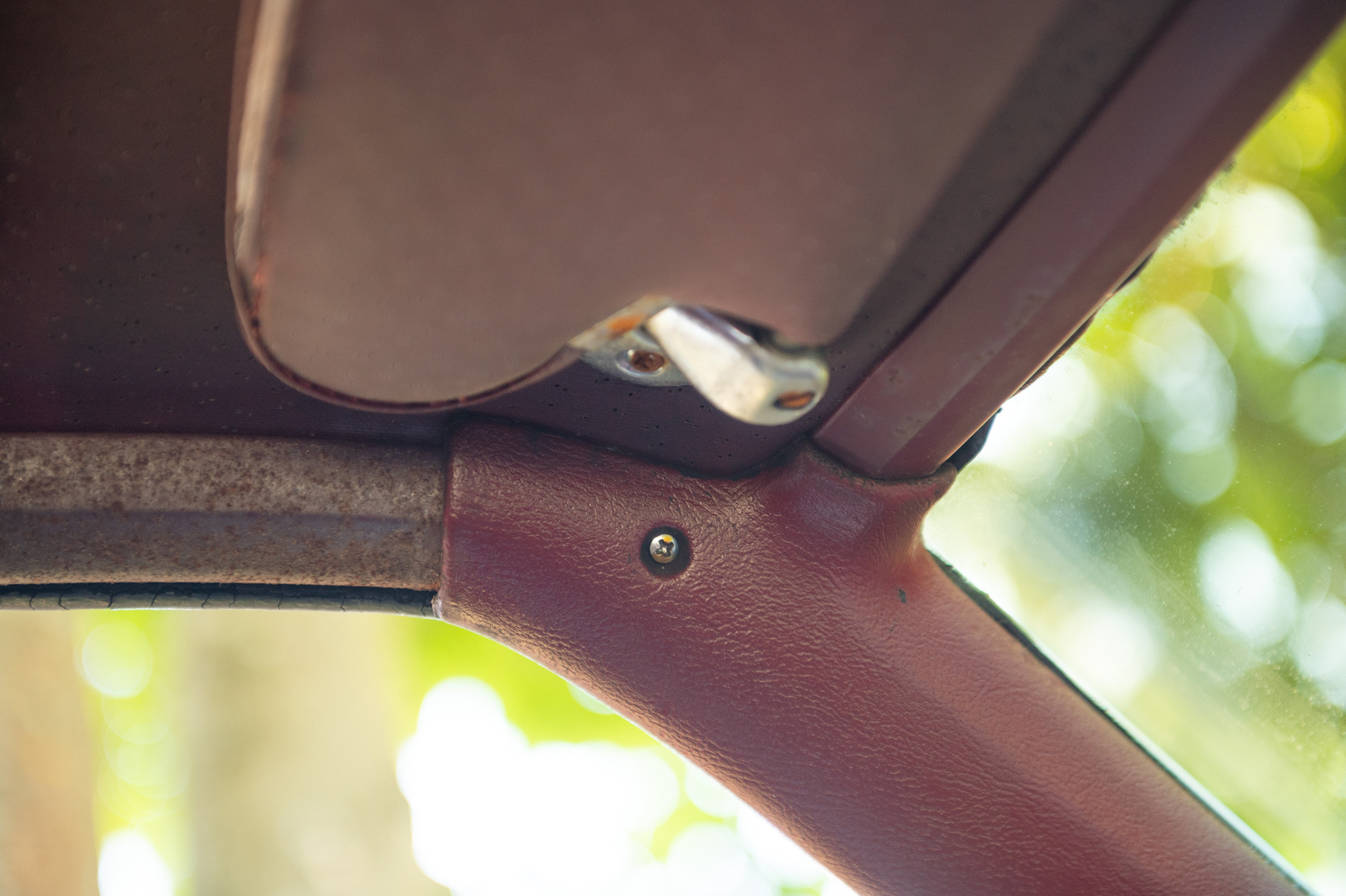 Interior image of 1968 Oldsmobile Toronado (27)
