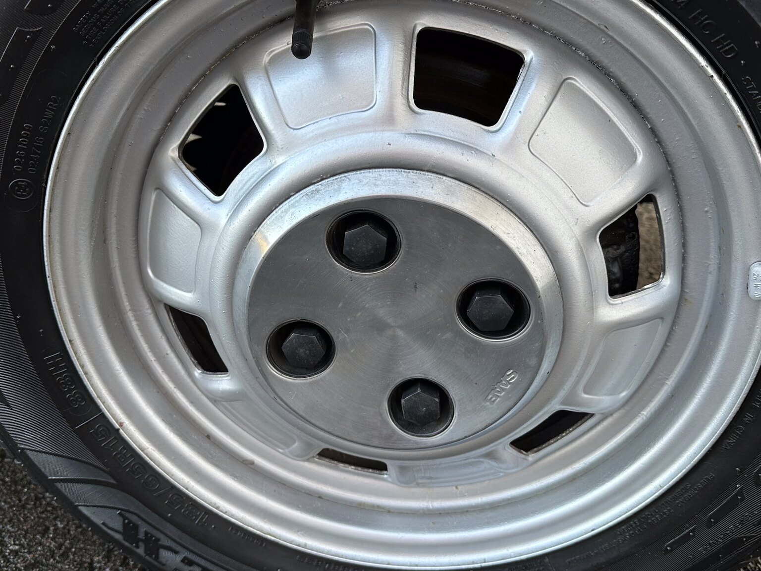 Exterior image of 1984 Saab 900 GL (46)