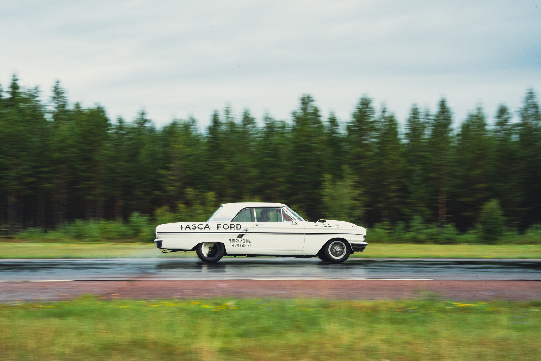 Aussenfoto 1964 Ford Fairlane 500 Sport Coupé (1)