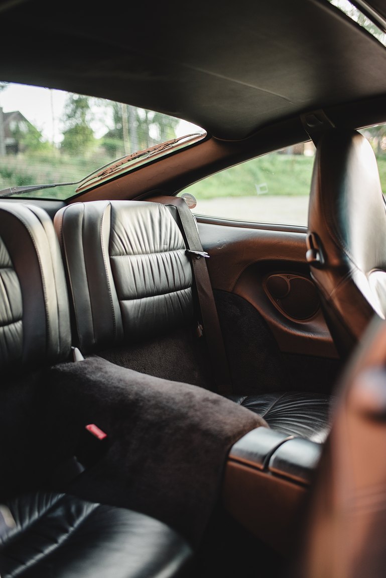 Interior image of 1998 Porsche 996 Carrera 