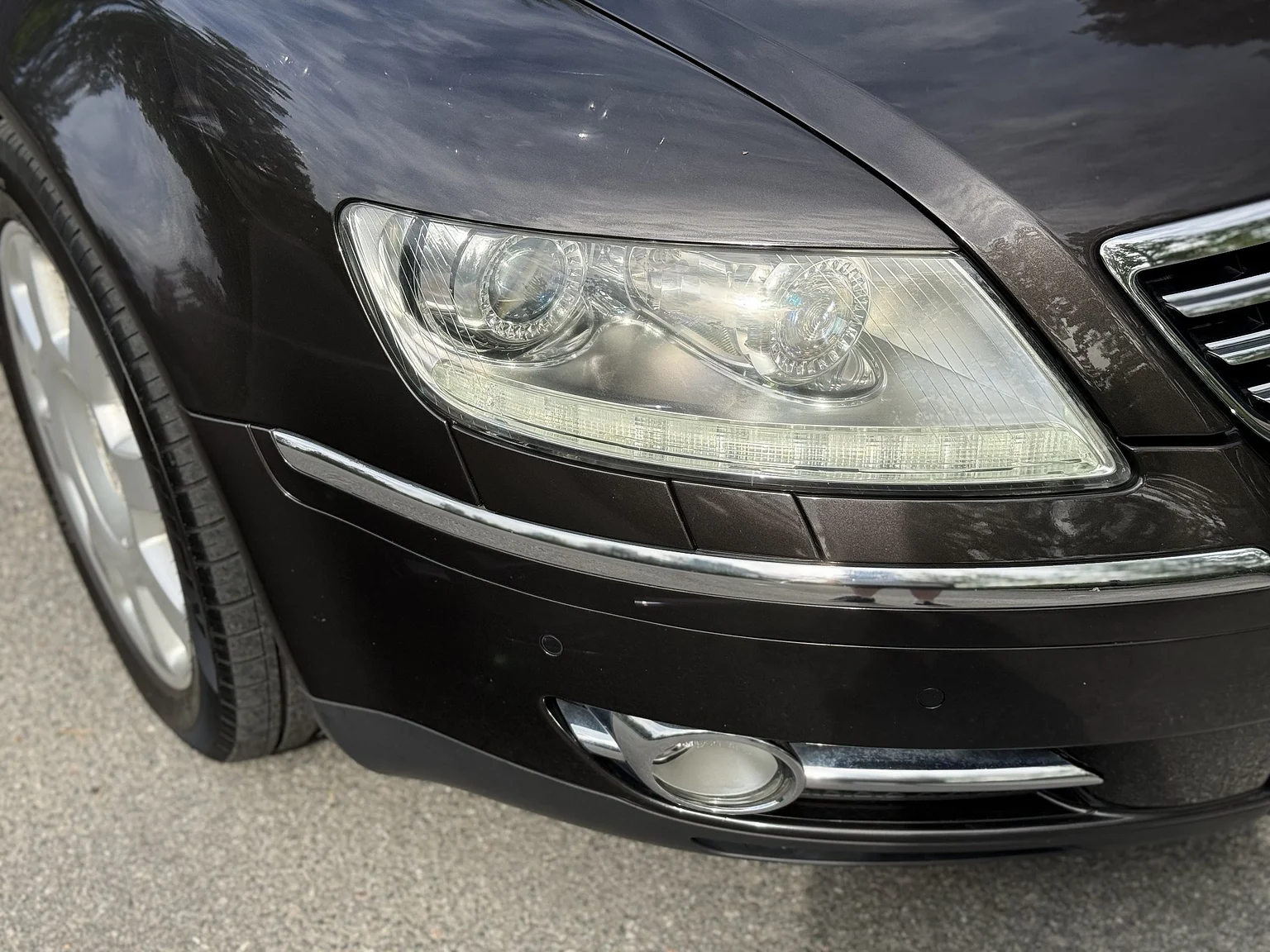 Aussenfoto 2009 Volkswagen Phaeton W12 LWB Executive (13)
