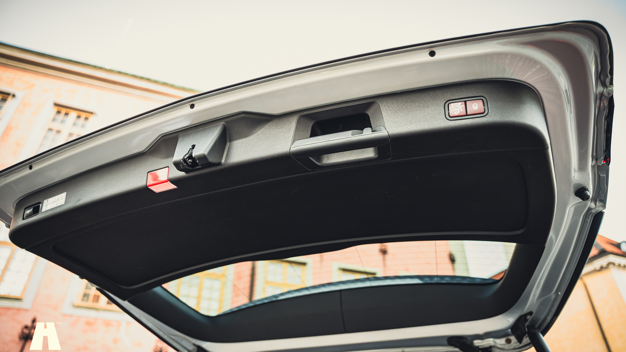 Innenraumfoto von 2017 Mercedes-Benz GLS 63 AMG (103)