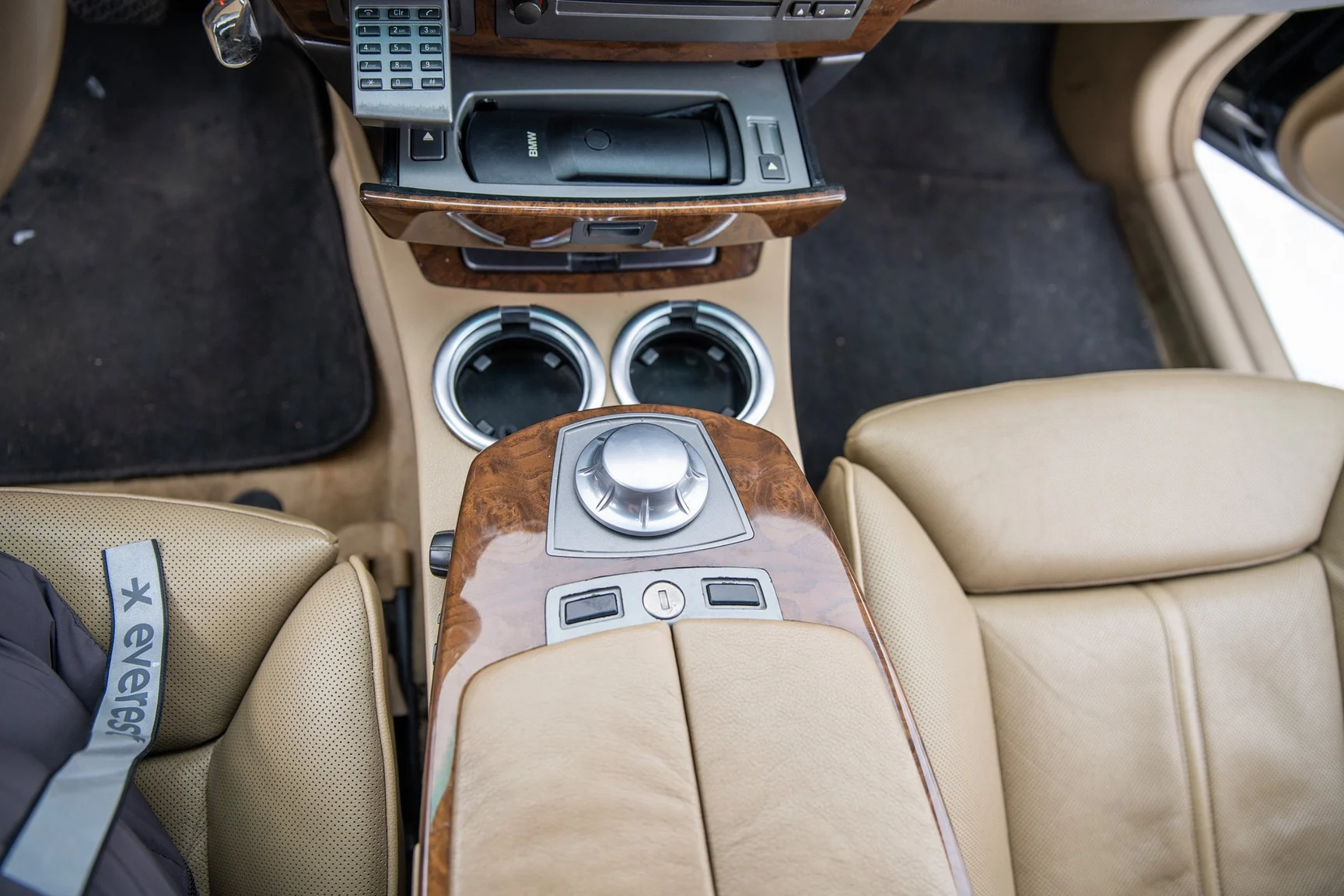 Interiörbild 2002 BMW  745 iA (18)