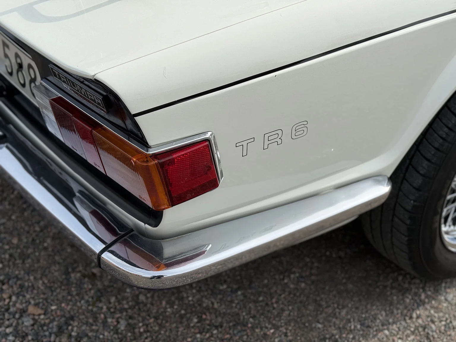 Aussenfoto 1970 Triumph TR6 Hardtop  (23)