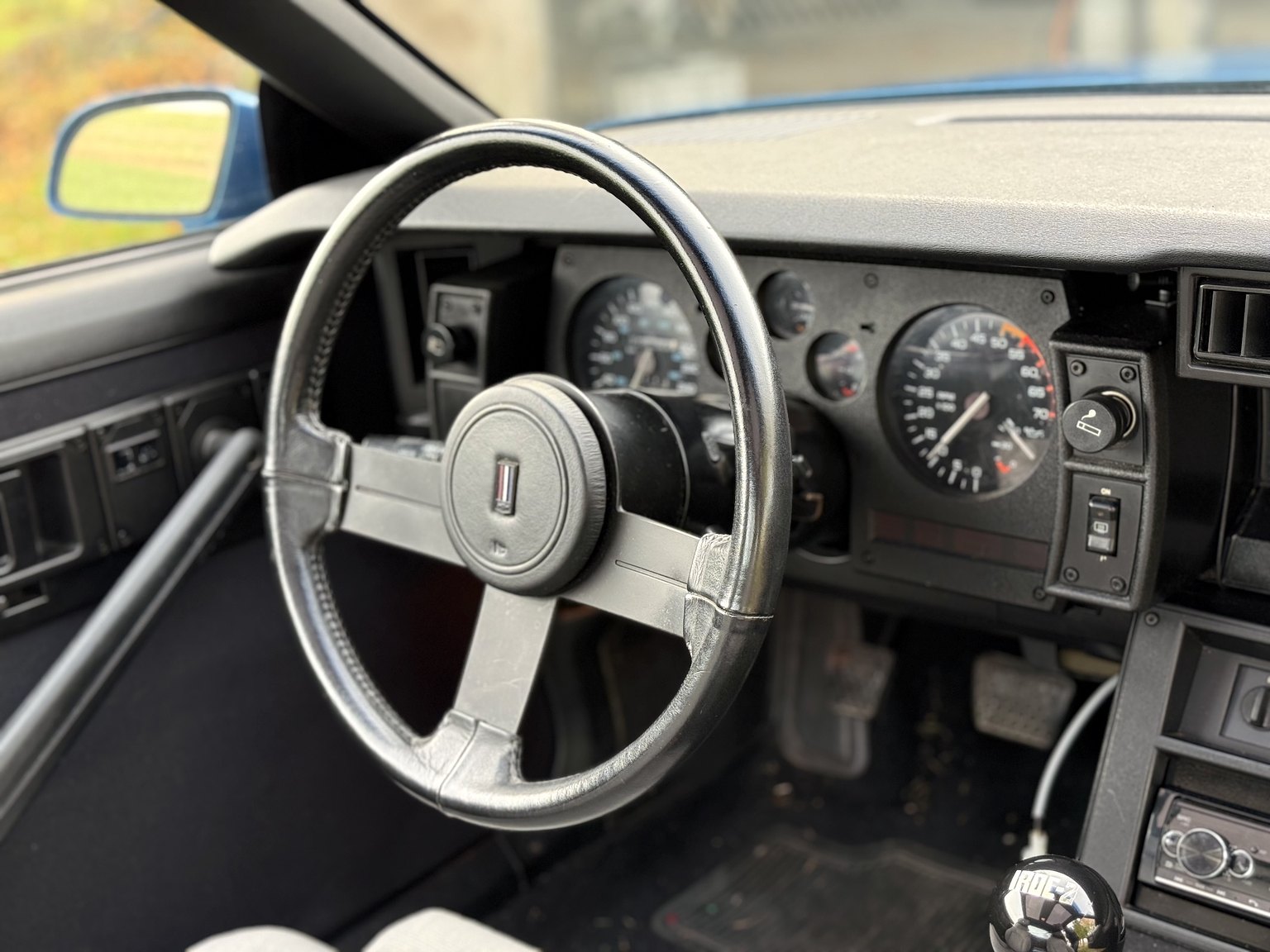 Interiörbild 1985 Chevrolet Camaro IROC-Z – NO RESERVE