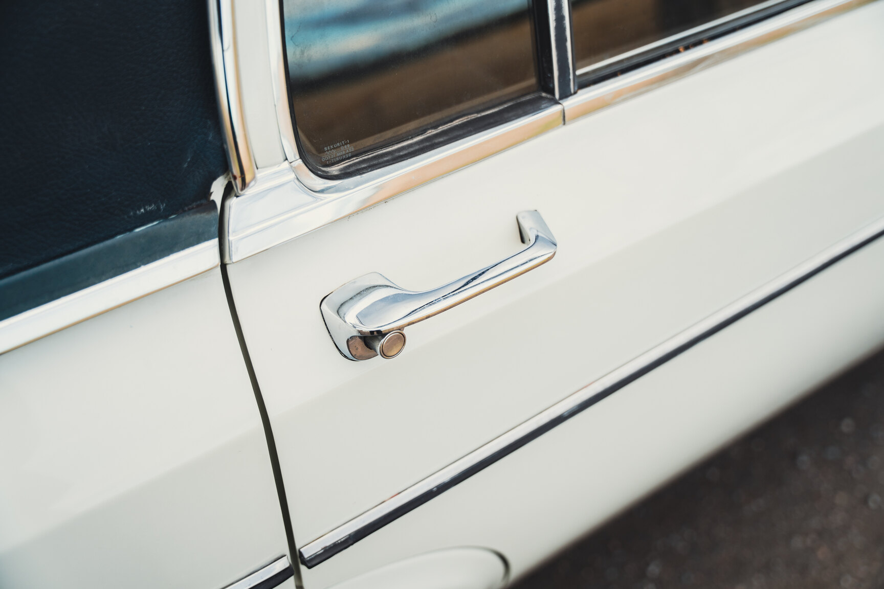 Exteriörbild på 1973 Opel Diplomat V8