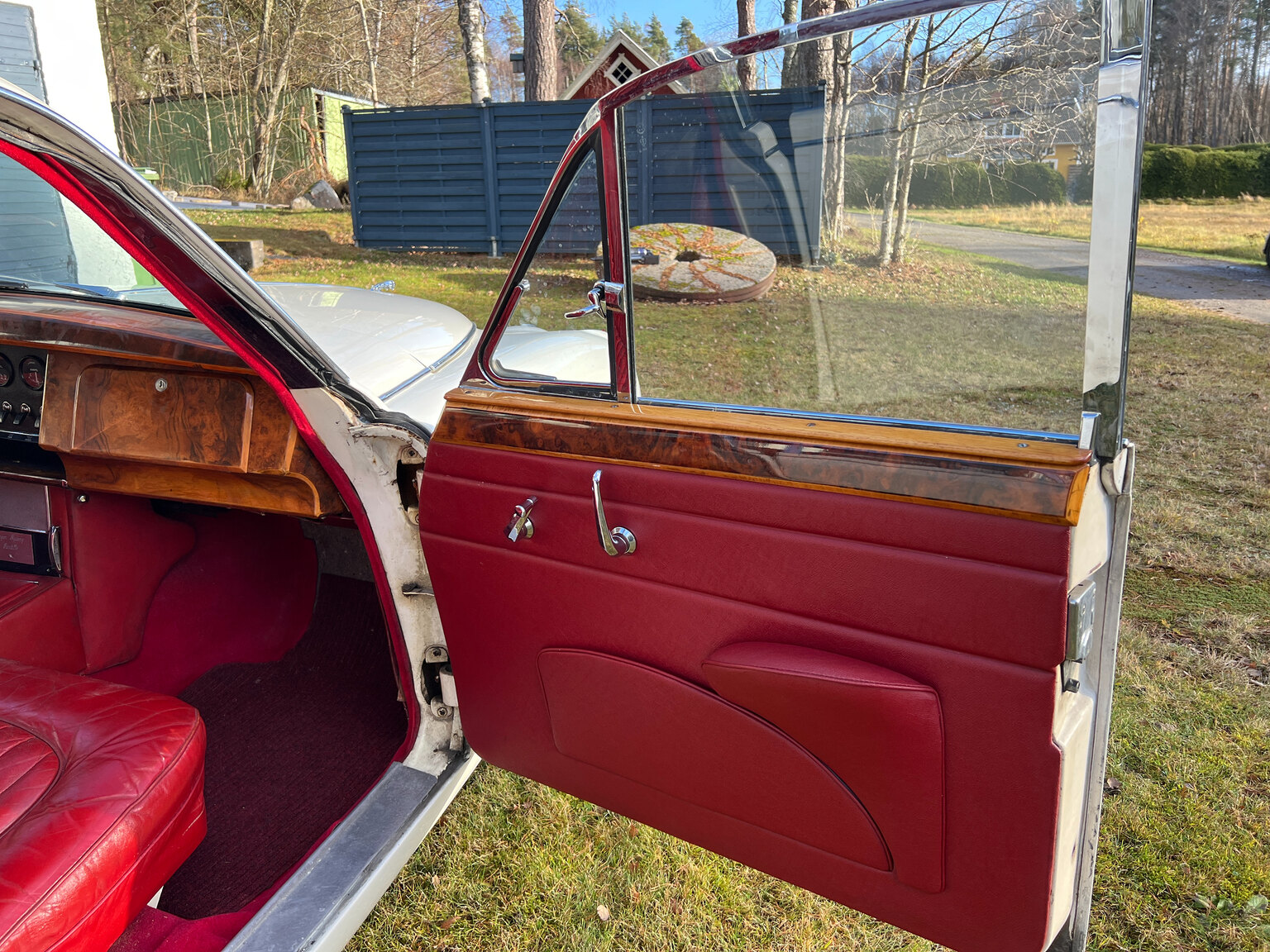 Interior image of 1963 Jaguar Mark II 3.8 Litre