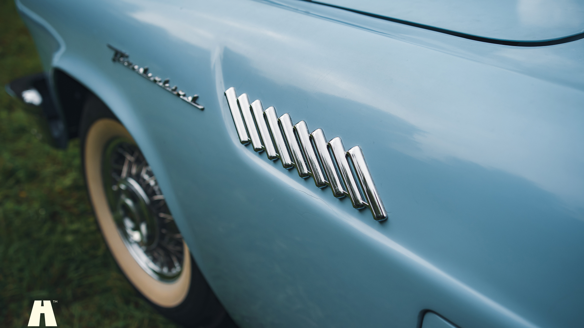 Exteriörbild på 1957 Ford Thunderbird D-Code