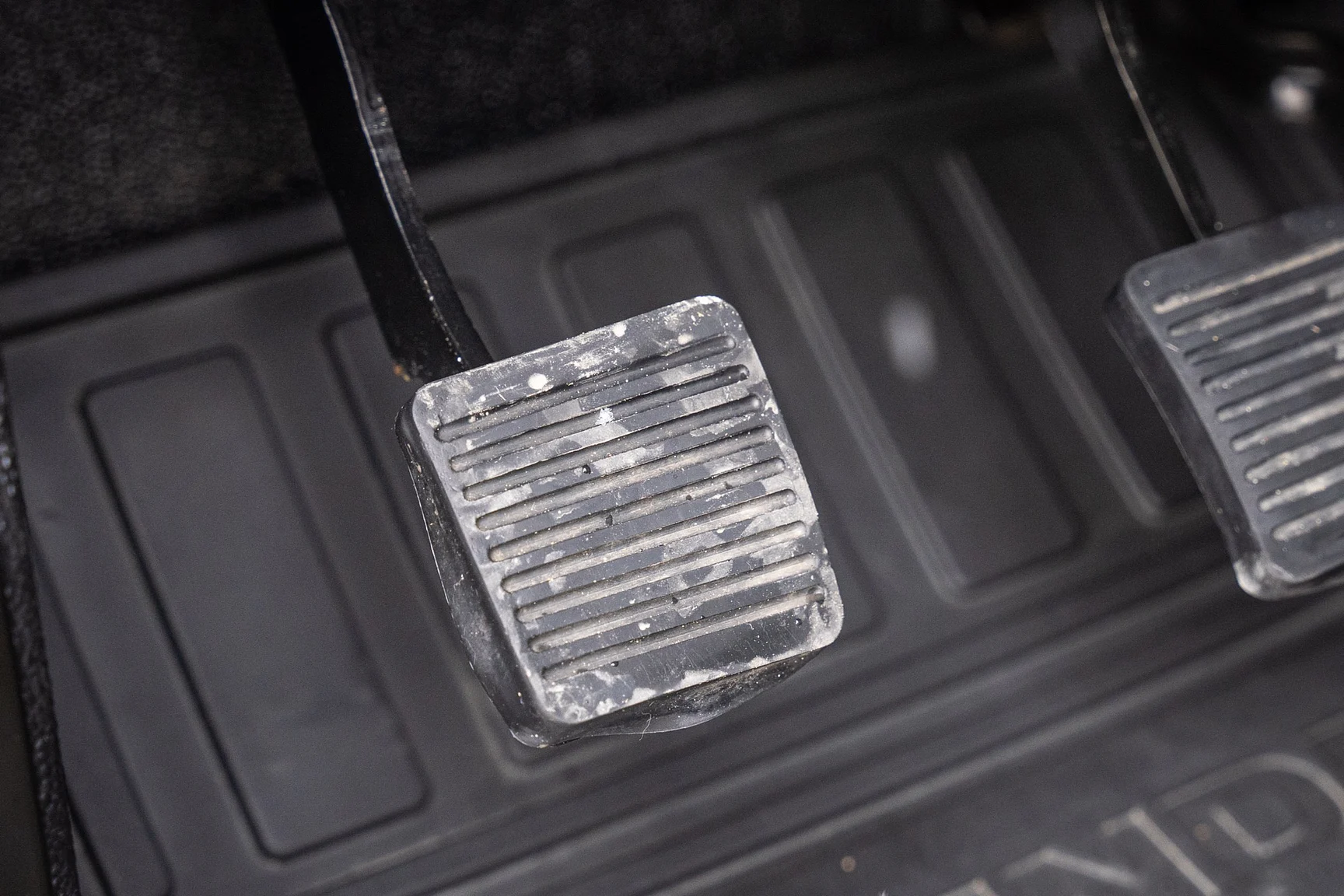 Innenraumfoto von 2015 Land Rover Defender 90 Special (3)