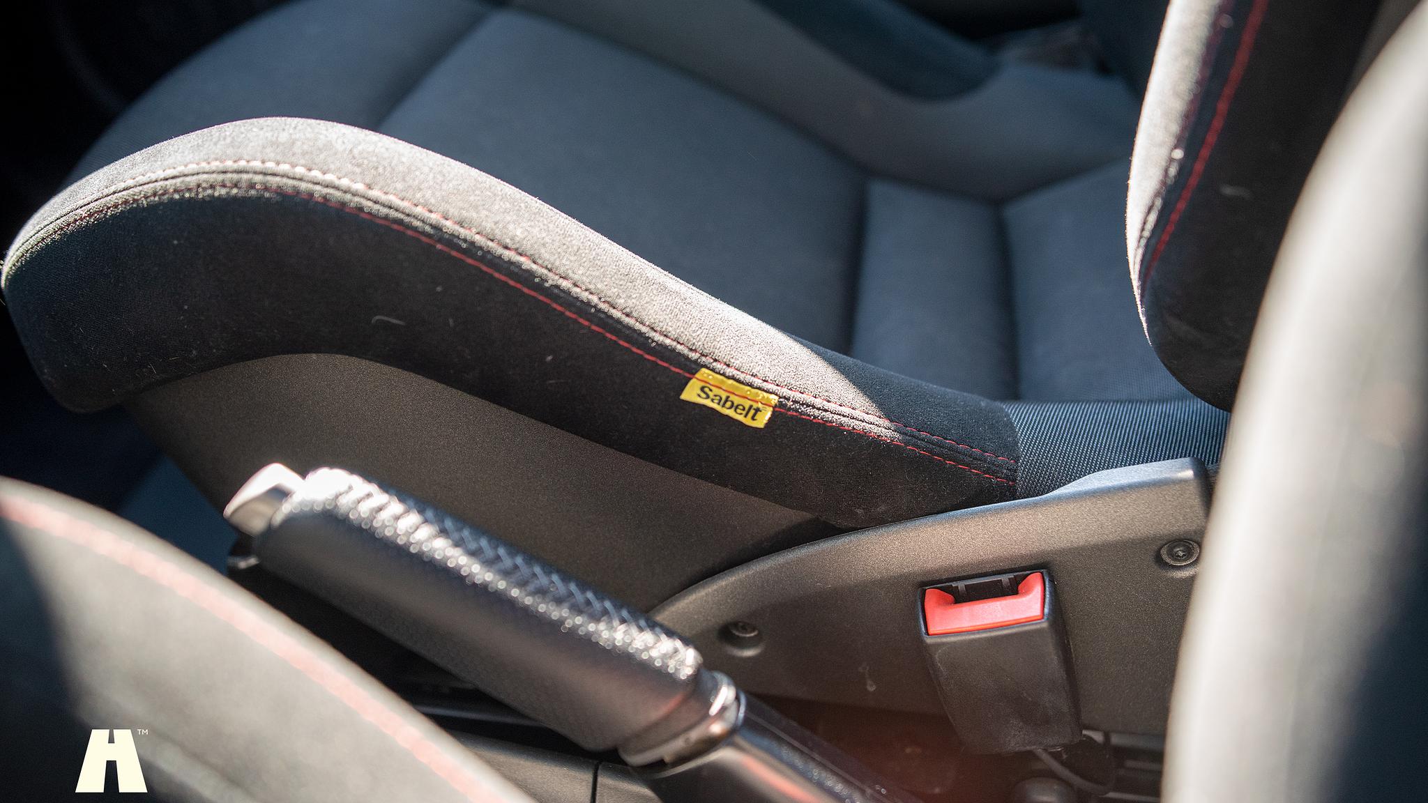 Interior image of 2016 Abarth 595 Competizione (51)
