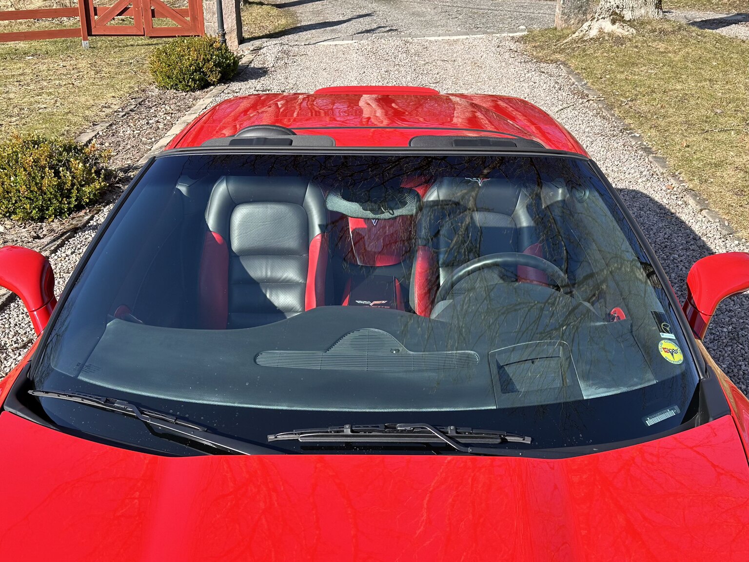 Exterior image of 2005 Corvette C6 Z51 Cabriolet