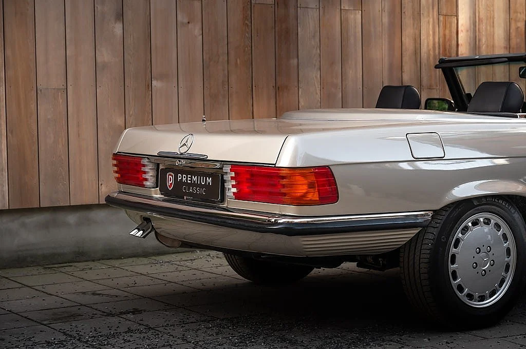 Bild von 1987 Mercedes-Benz 560SL (14)