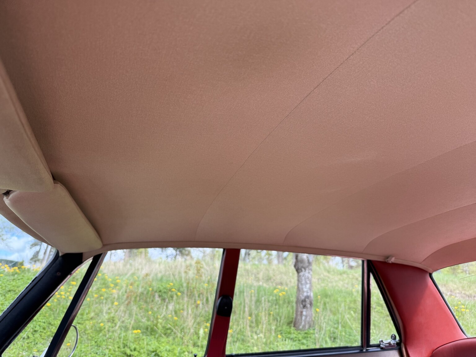 Interior image of 1967 Rover 2000 TC 2.0 OHC