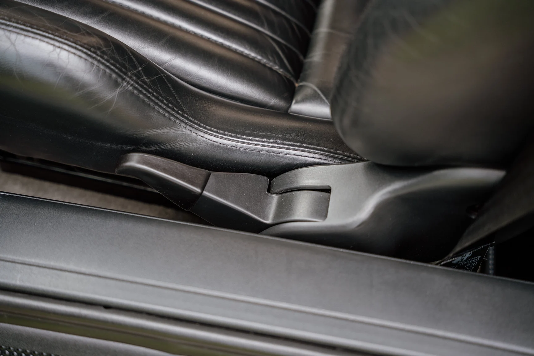 Innenraumfoto von 1999 Alfa Romeo GTV V6 3,0 24V (7)