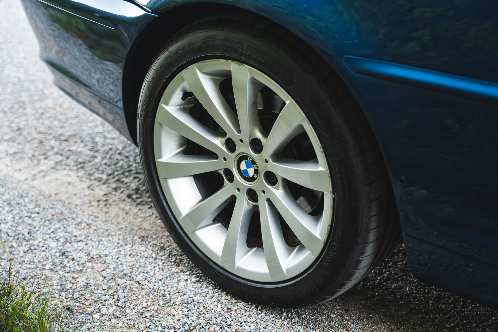 Aussenfoto 2001 BMW E46 325 Cabriolet (25)