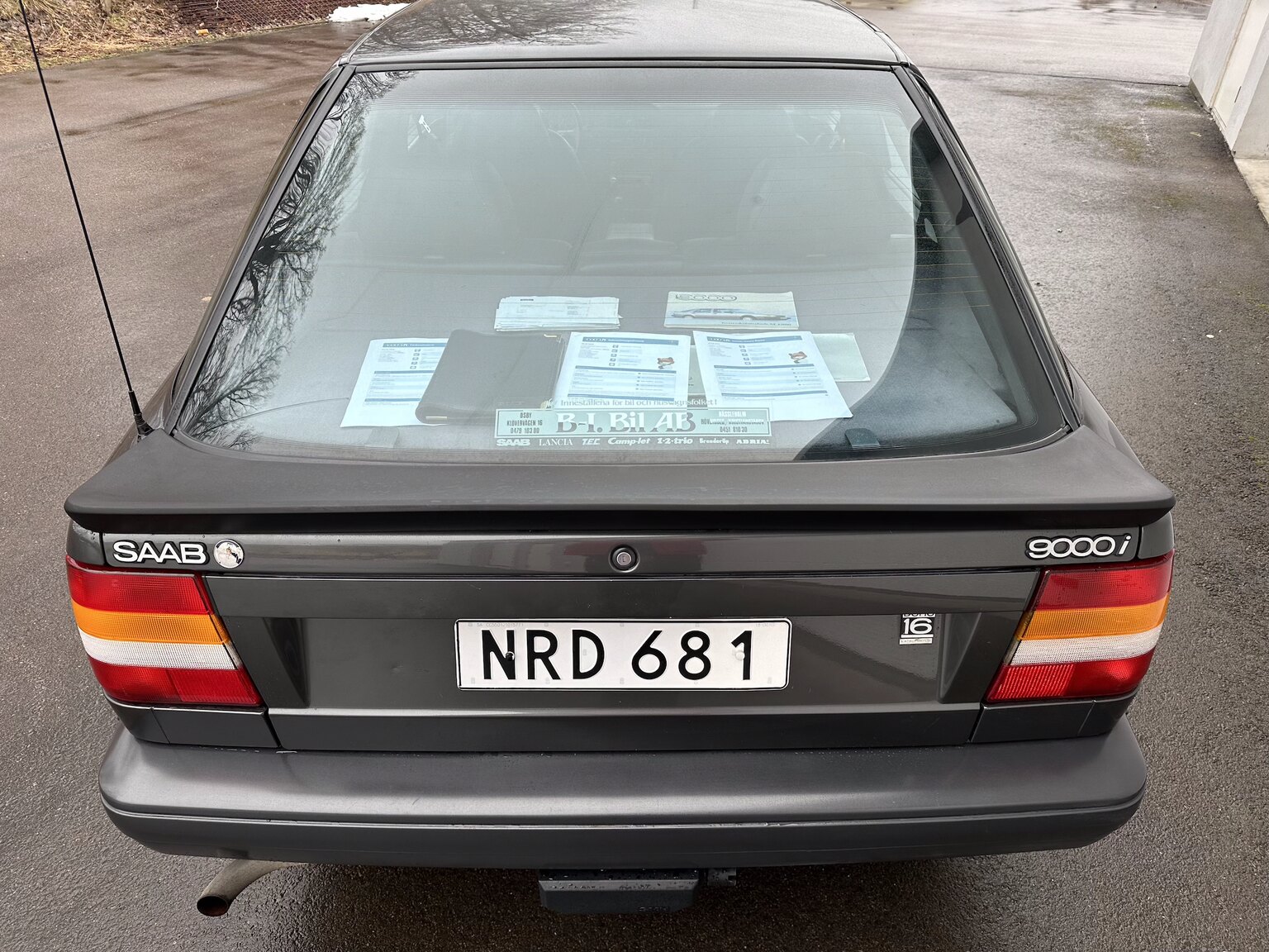 Exteriörbild på 1988 SAAB 9000i