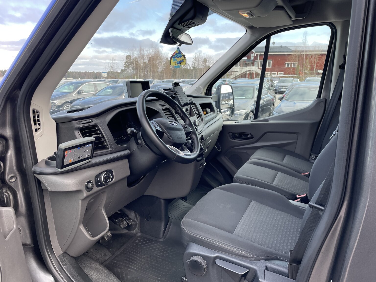 Interiörbild 2022 Ford Transit fordonstransport