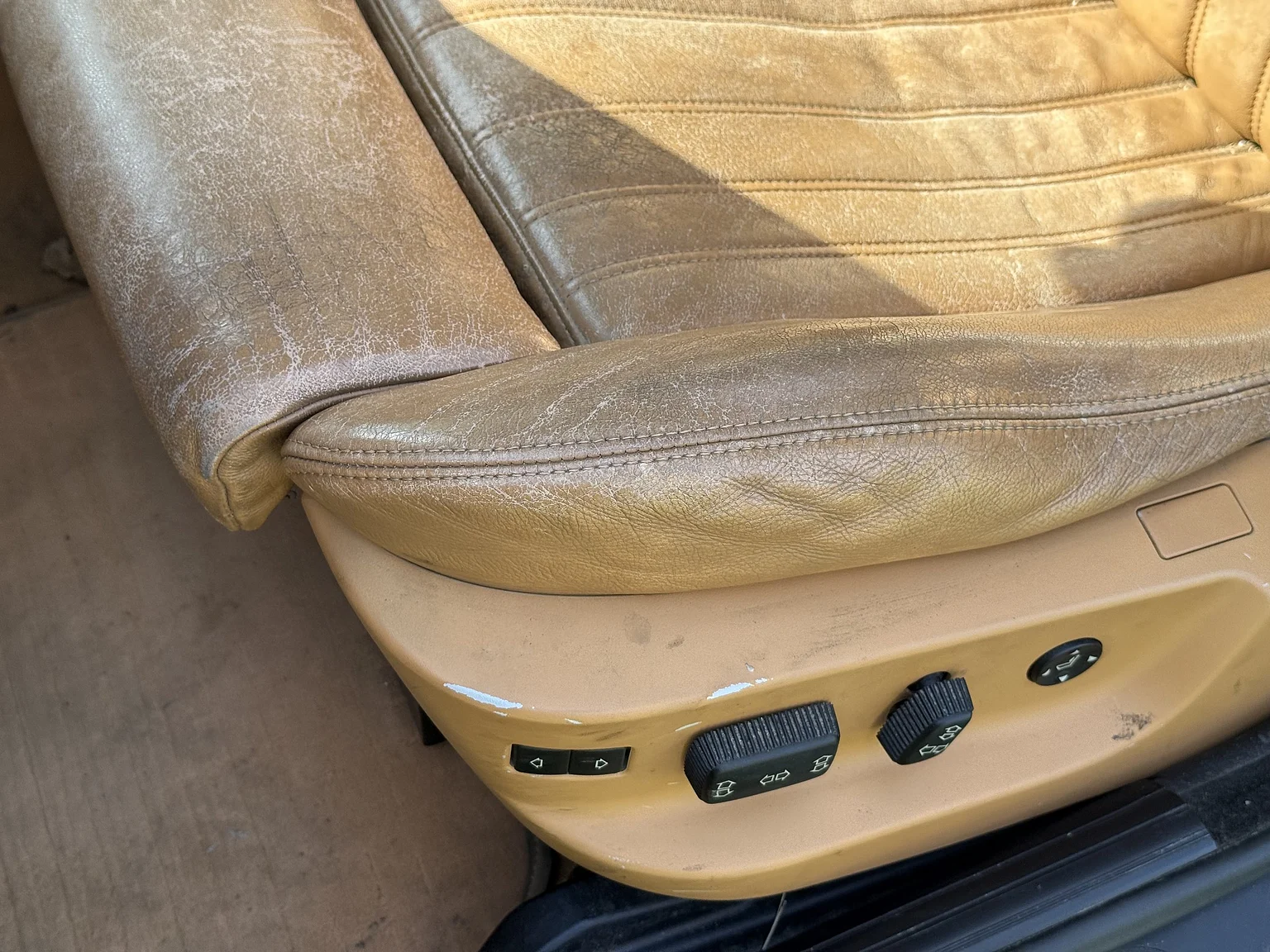 Interior image of 2001 BMW M5 E39 LCI (15)