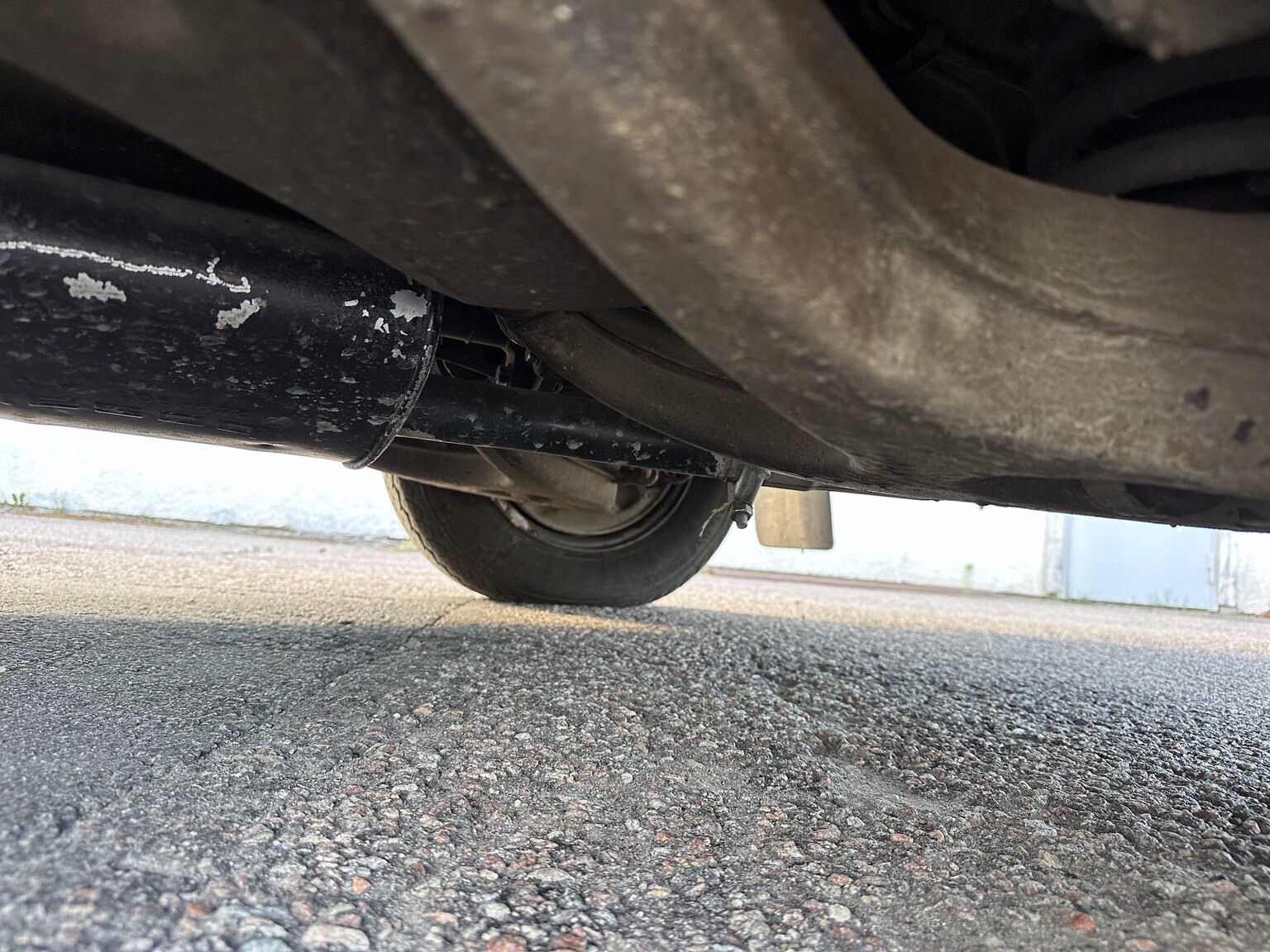 Image of 1975 Mercedes Benz 200 mechanics