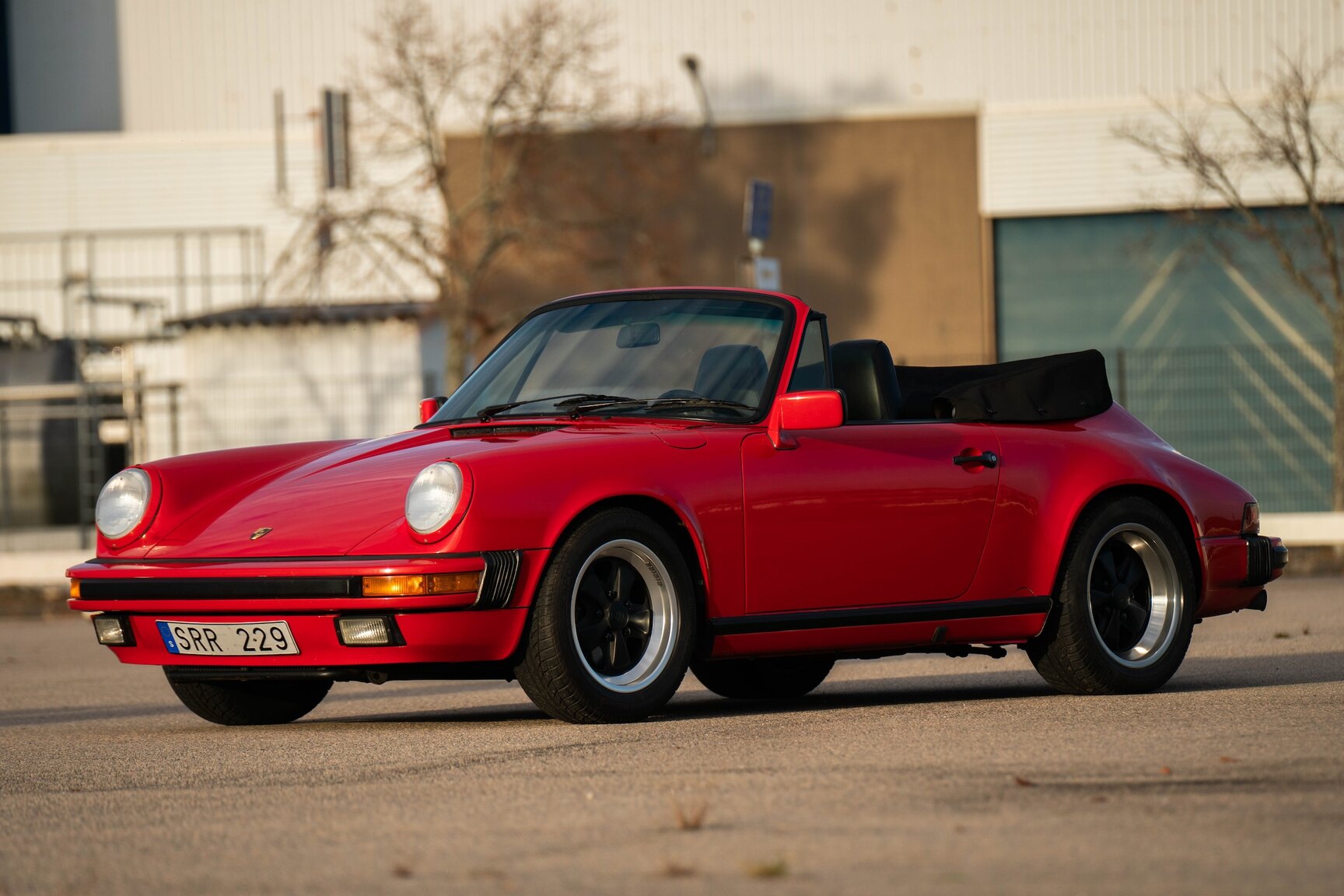 Exterior image of 1987 Porsche 911 Carrera Cab 3.2