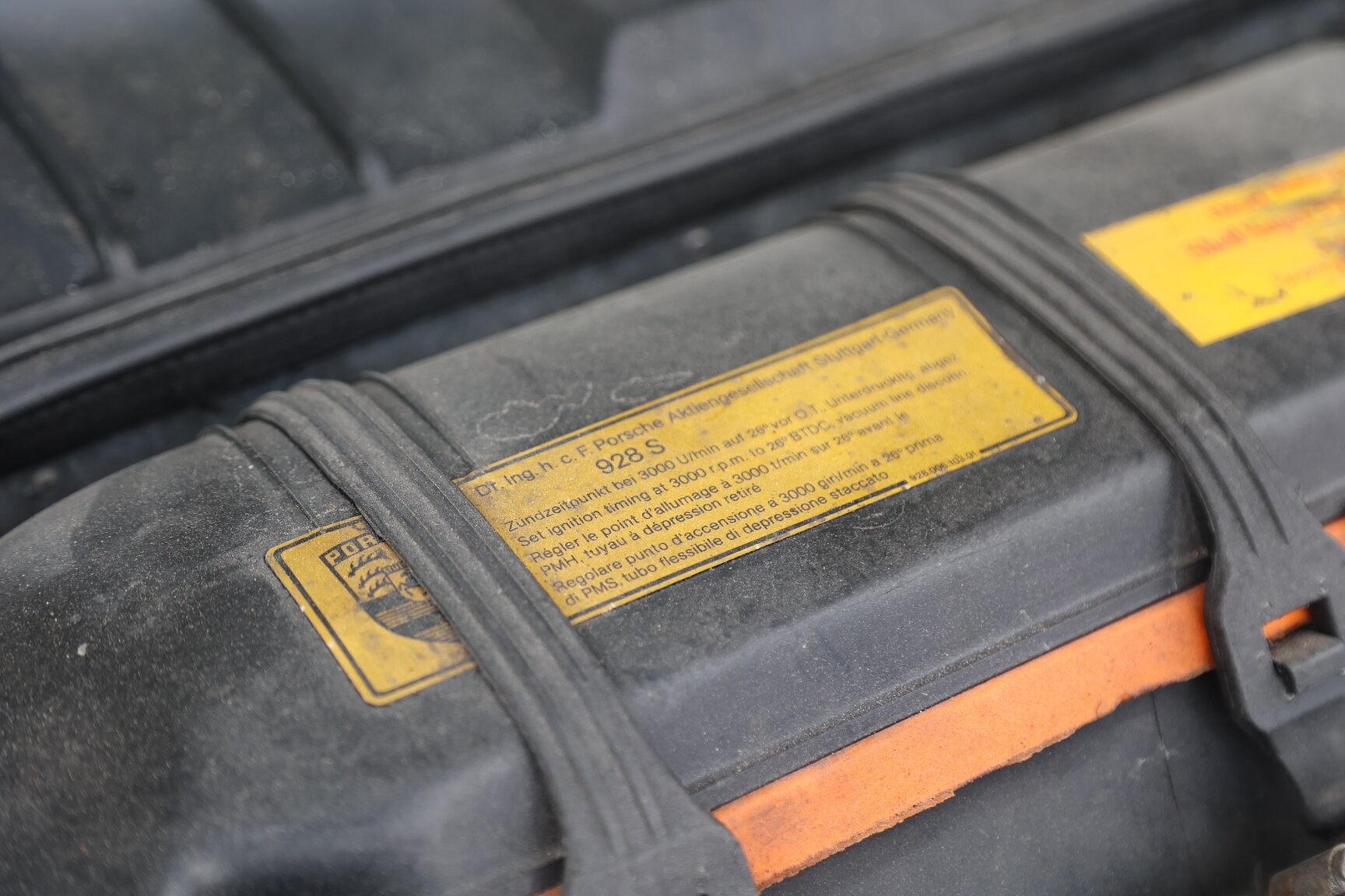 Image of 1981 Porsche 928 S mechanics