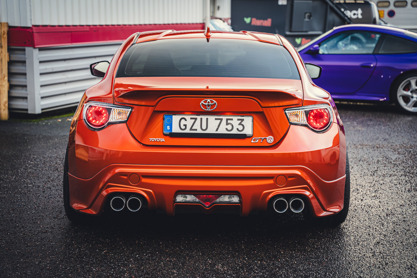 Exteriörbild på 2015 Toyota GT86 TRD-edition - Ett sista race