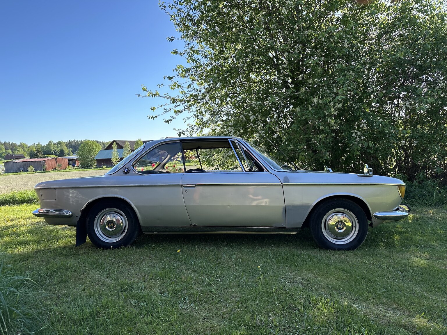 Aussenfoto 1968 BMW 2000 CS