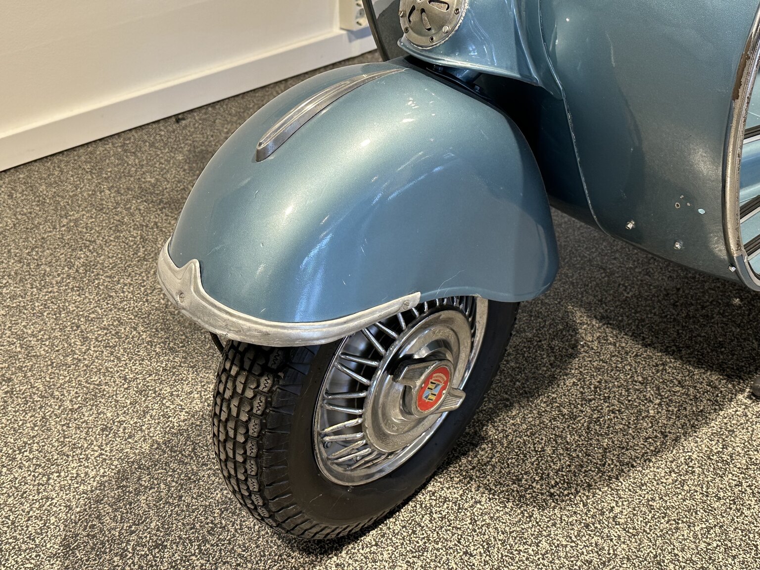 Exteriörbild på 1959 Vespa Piaggio 150cc Widebody