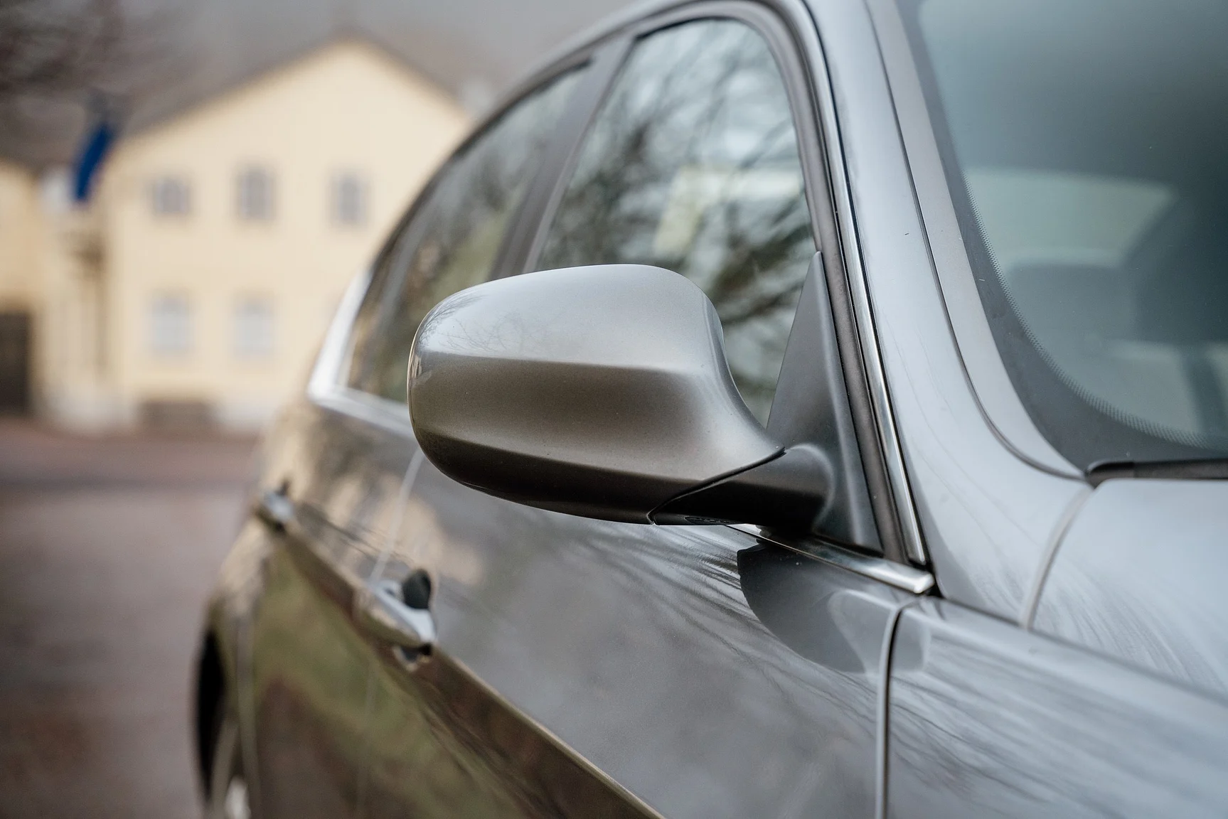 Aussenfoto 2010 BMW 325i Sedan (43)