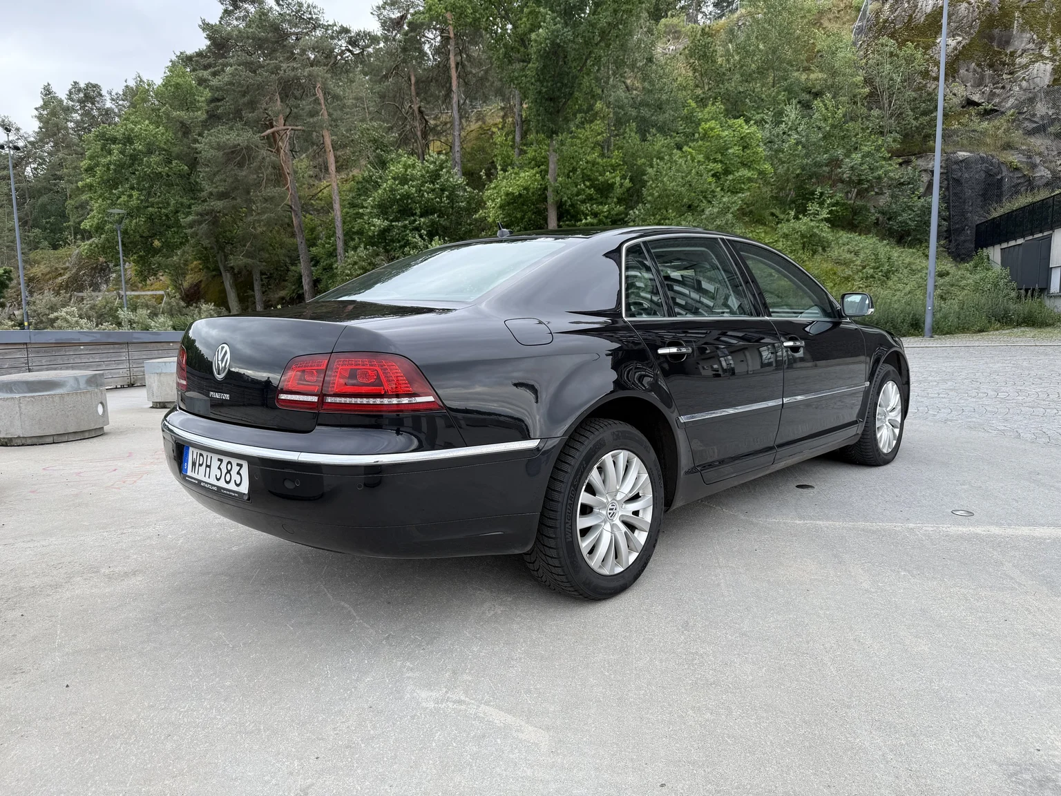 Aussenfoto 2013 Volkswagen Phaeton 3.0 TDI (11)
