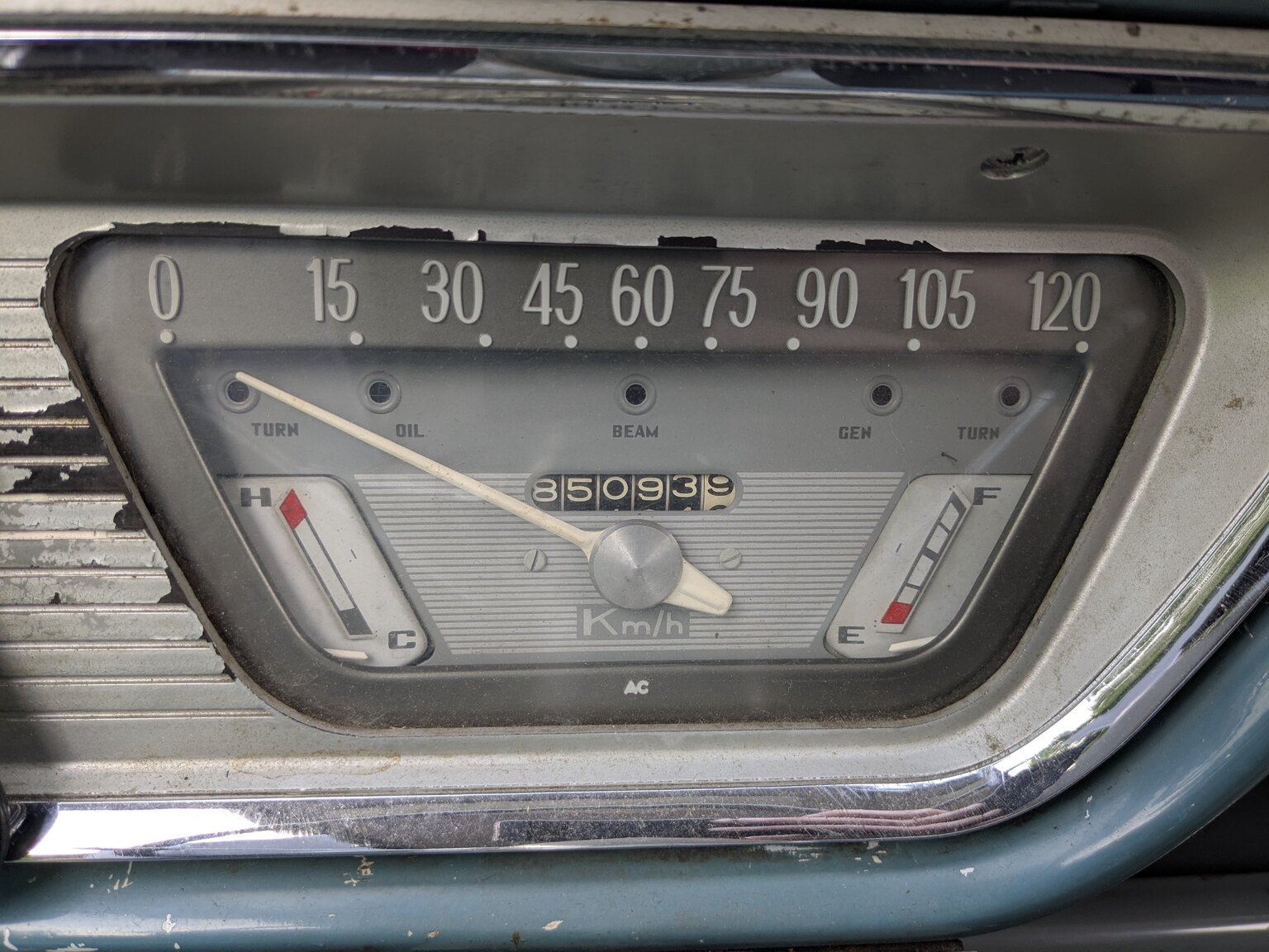 Interior image of 1961 Ford Anglia Deluxe