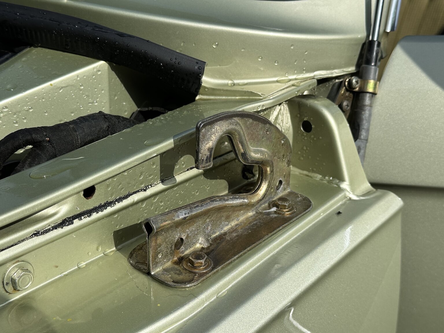 1980 BMW 320i E21, Mekanik