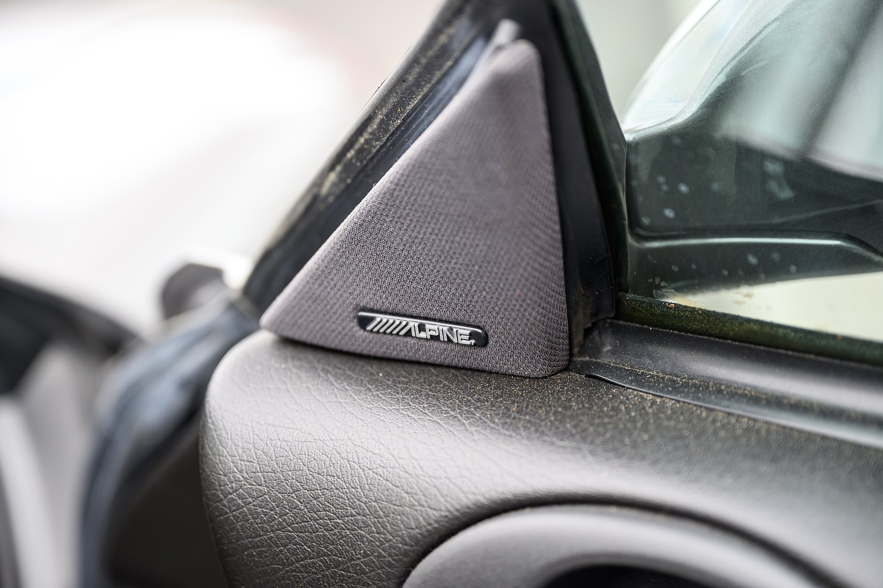 Interior image of 2001 Jaguar XKR Silverstone