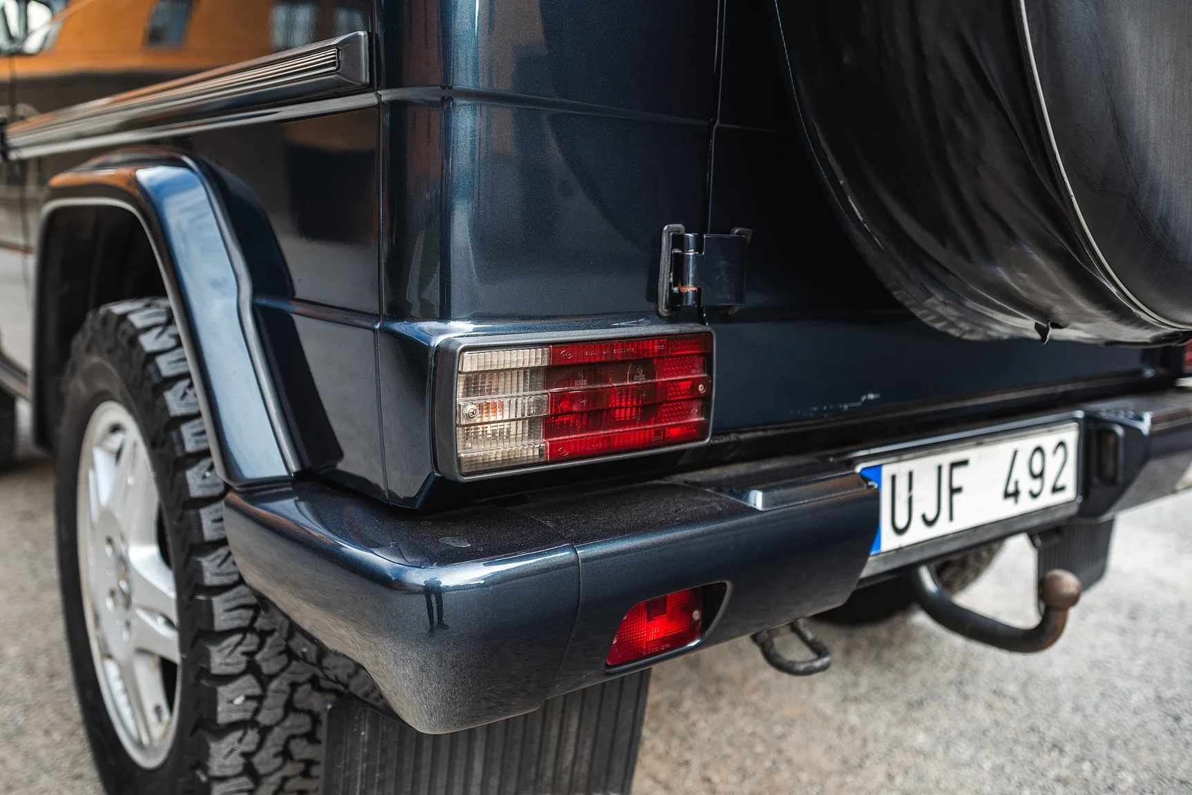 Exteriörbild på 2002 Mercedes-Benz G400  (27)