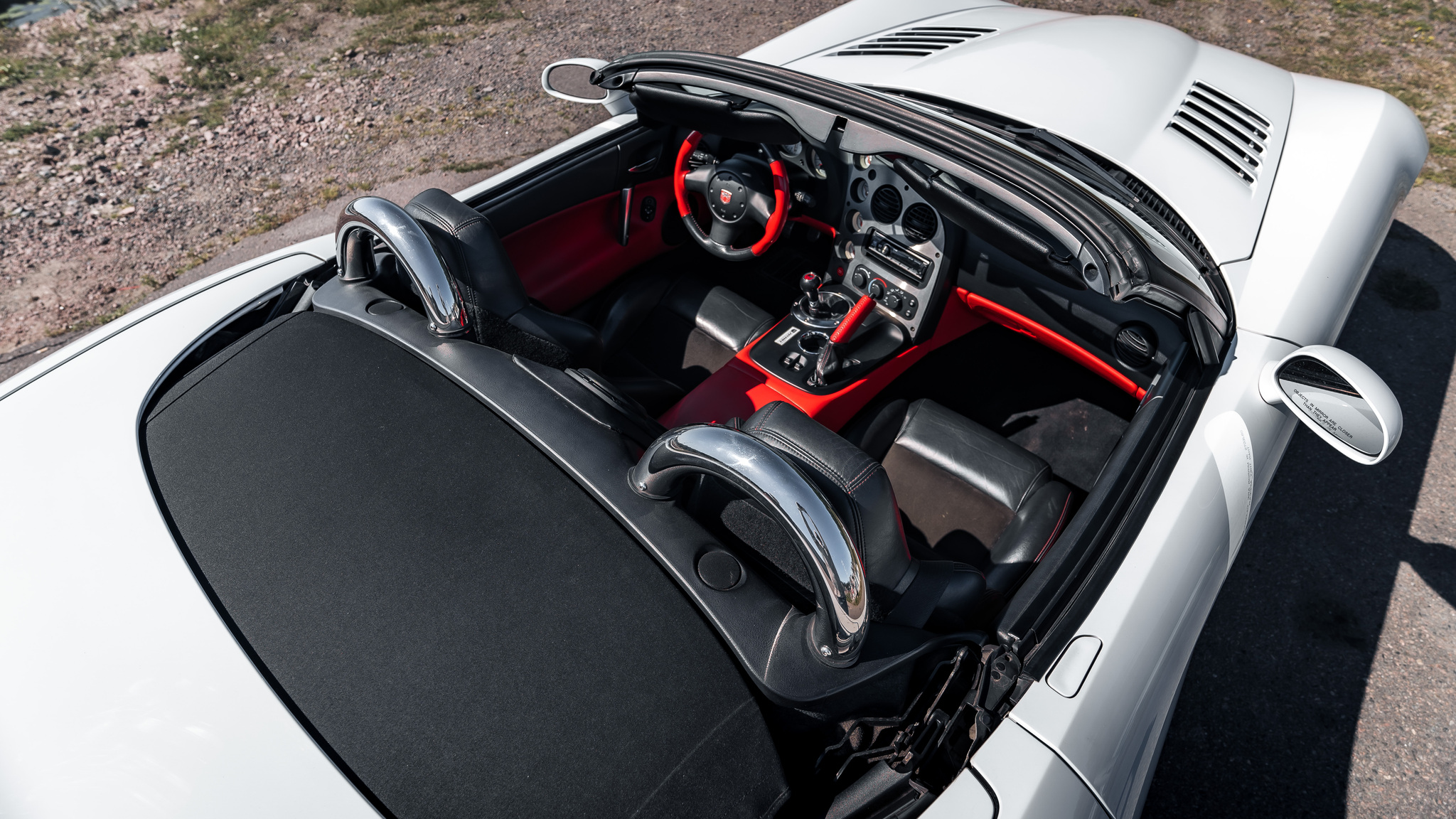 Interior image of 2004 Dodge Viper Mamba Edition
