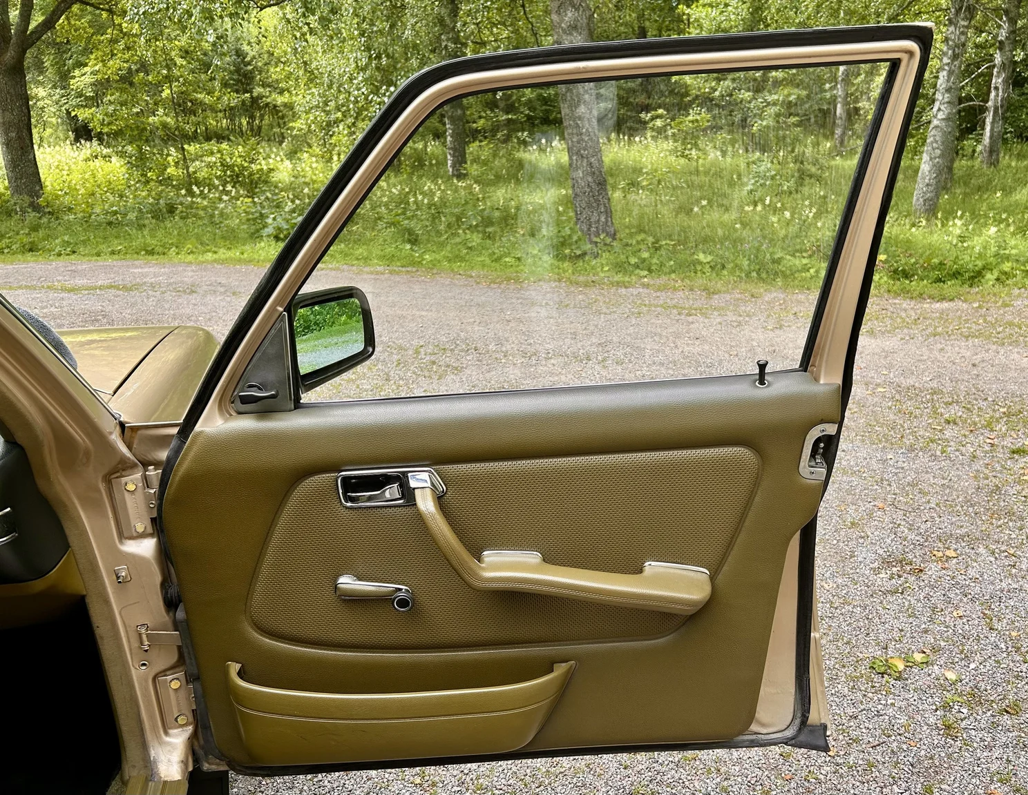 Interiörbild 1976 Mercedes-Benz 300 D (16)