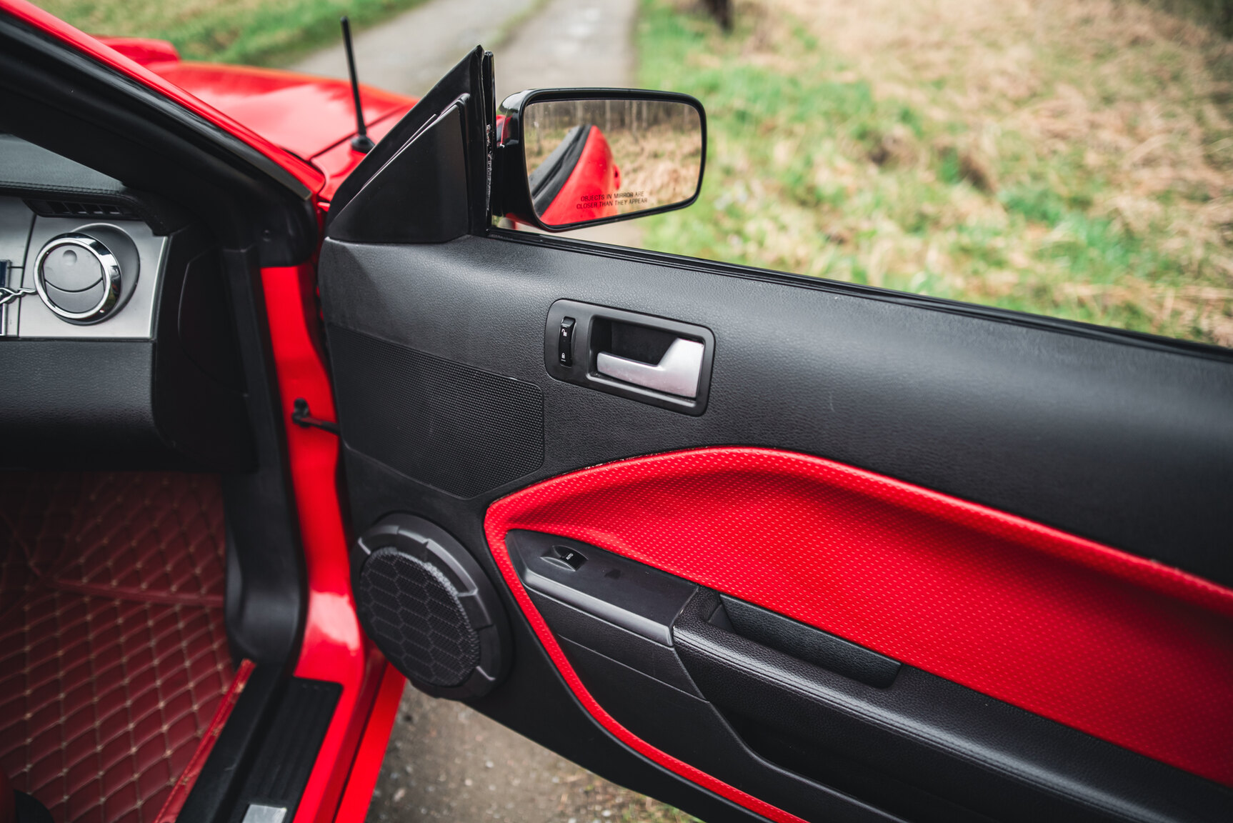 Interior image of 2009 Ford Mustang V8 GT Convertible