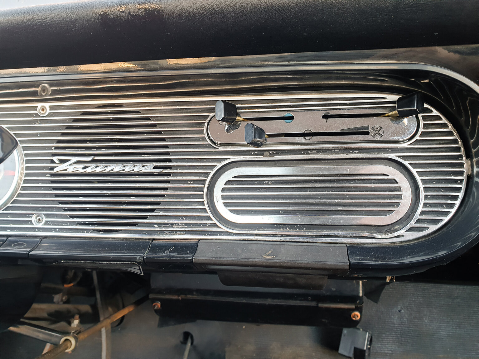 Innenraumfoto von 1964 Ford Taunus 17 M Super