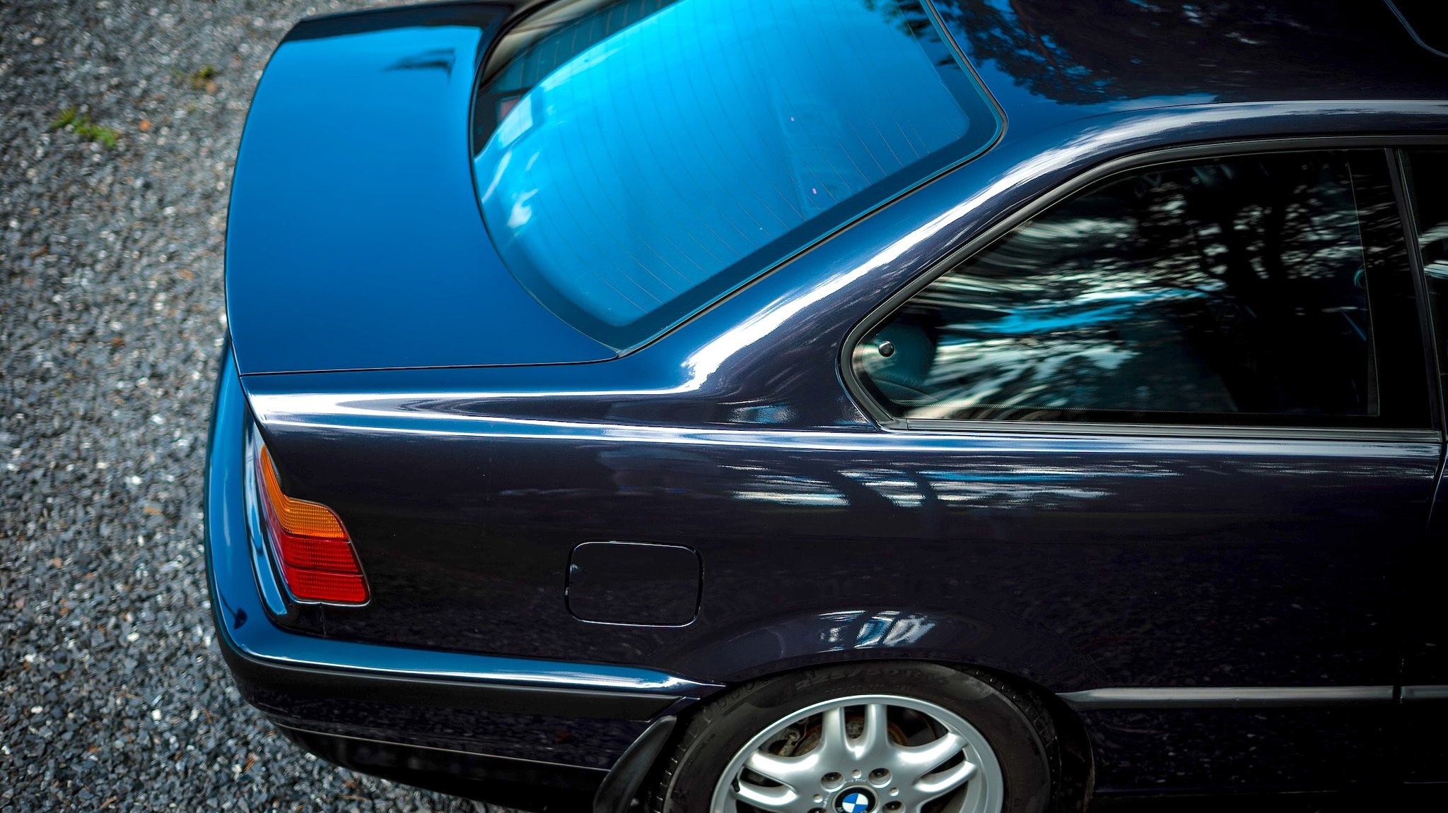 Exterior image of 1997 BMW 328i Coupé Automatisk