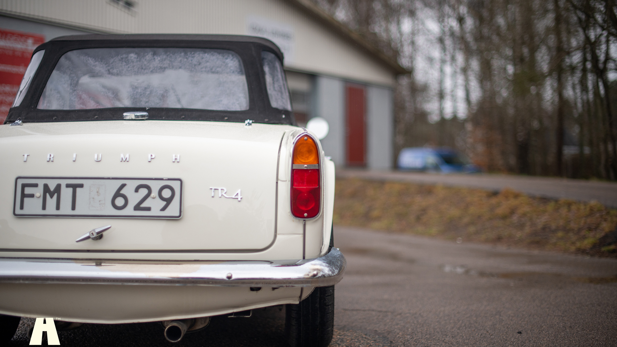 Aussenfoto 1966 Triumph TR4 A