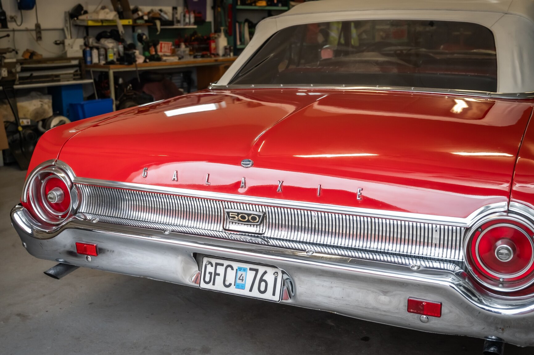Exteriörbild på 1962 Ford Galaxie 500 Sunliner