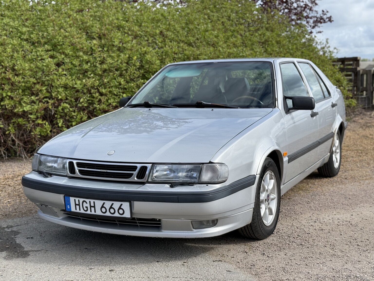 Exterior image of 1997 Saab 9000 2.3 CS Turbo A50
