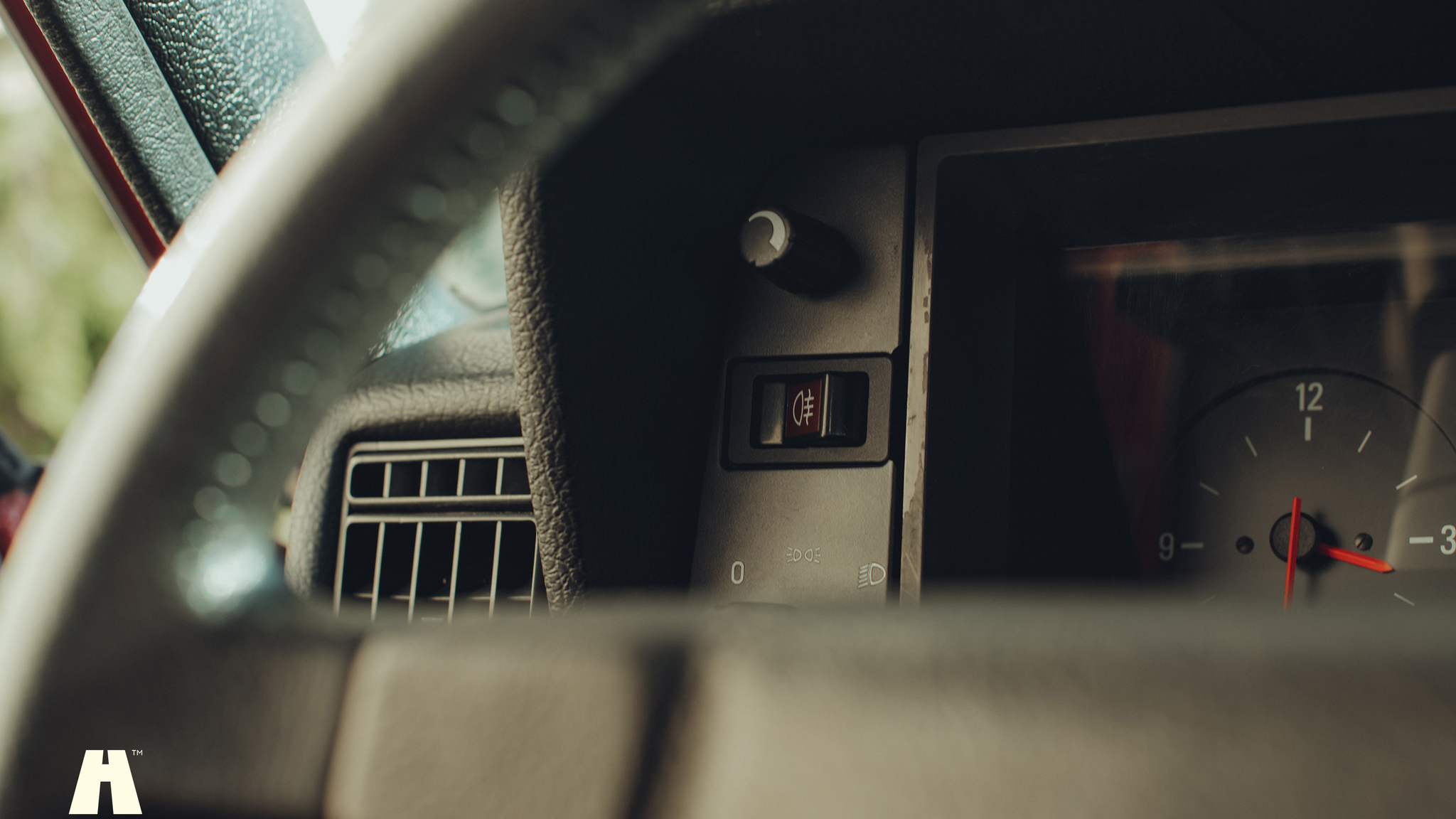 Innenraumfoto von 1988 Volvo 240 GL (23)