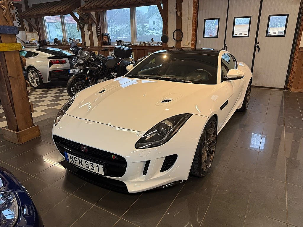 Image of 2016 Jaguar F-Type (5)