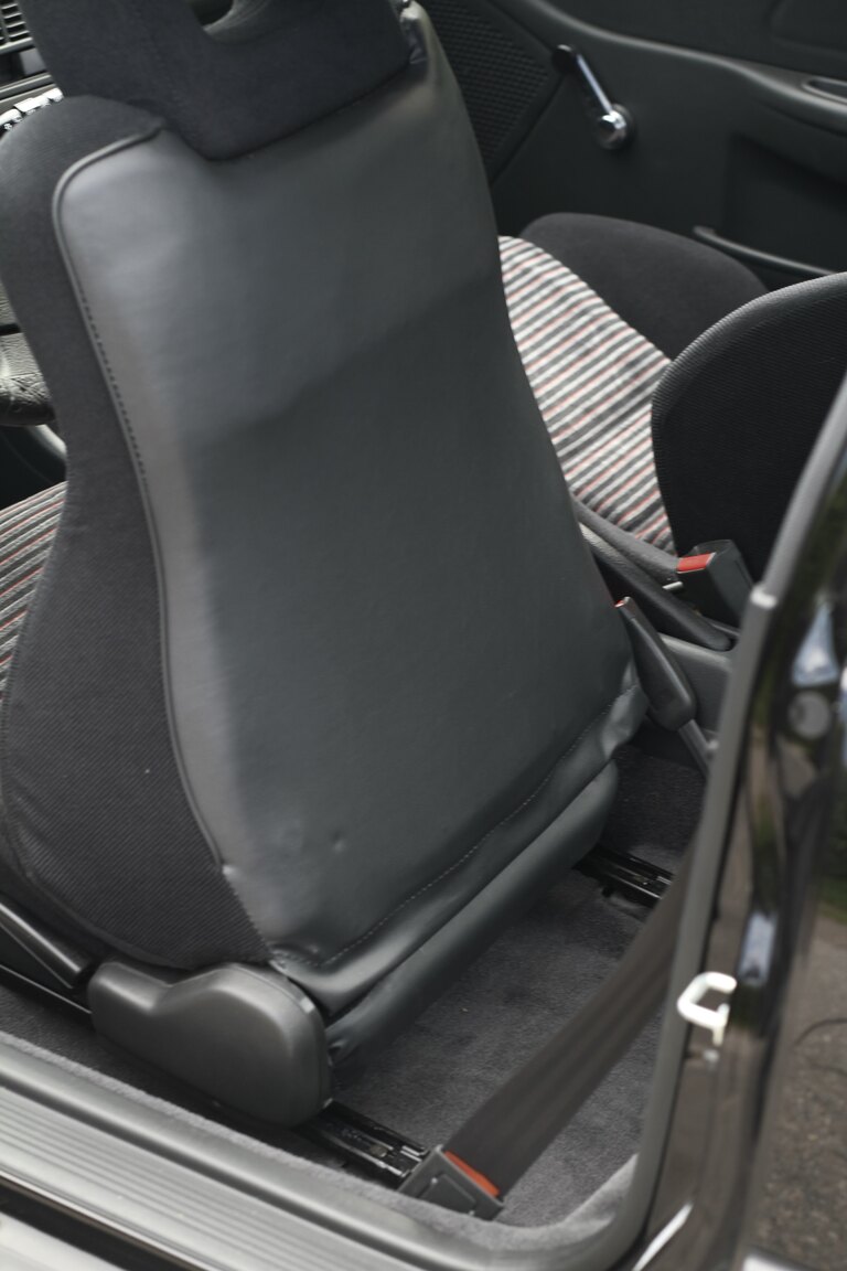 Interior image of 1989 Honda Civic CRX *5082km*