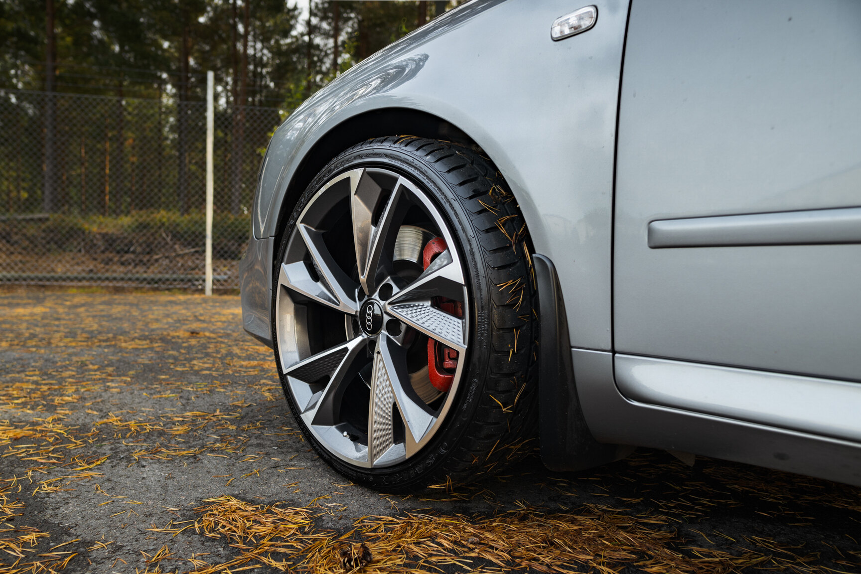 Aussenfoto 2005 Audi S4 Avant (22)