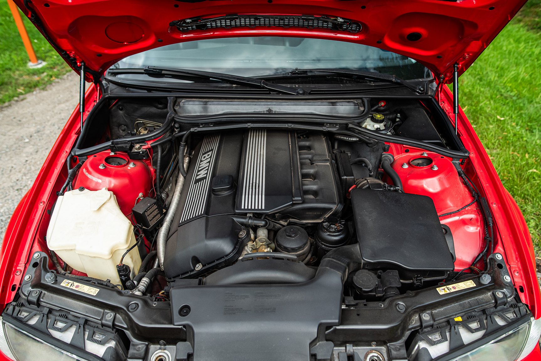 Image of 2001 BMW 330Xi mechanics