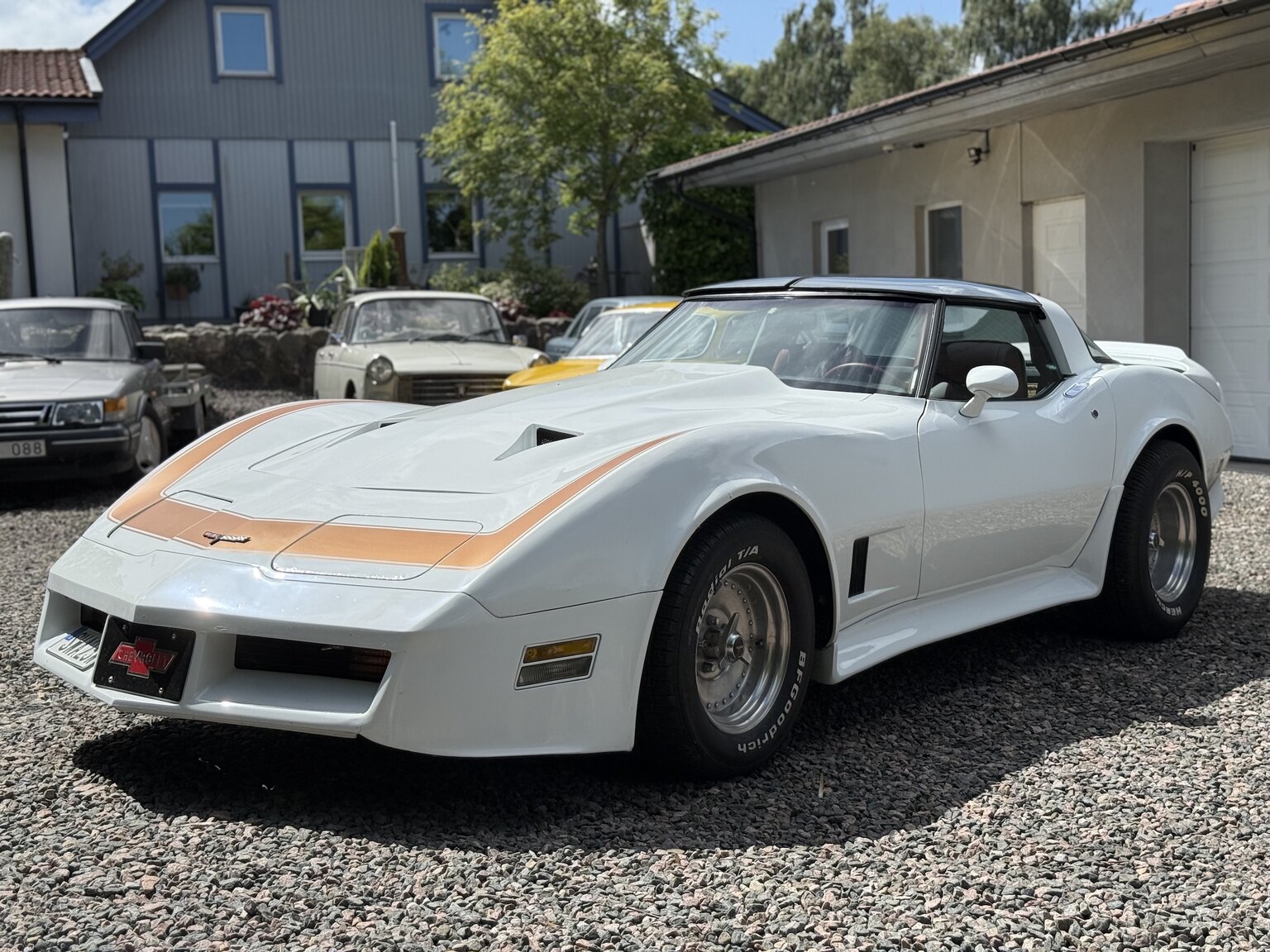 Exterior image of 1981 Chevrolet Corvette